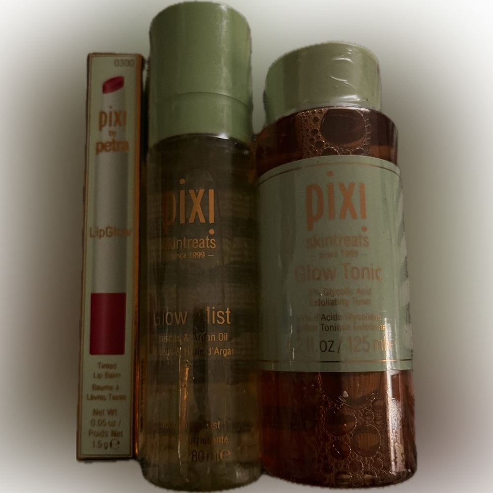 BUNDLE: PIXI LIP GLOW - RUBY, GLOW MIST, GLOW TONIC